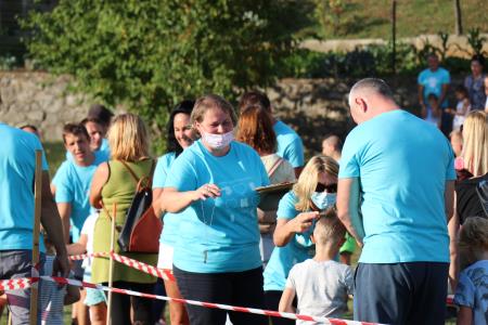 Jaz in očka tečeva 2021